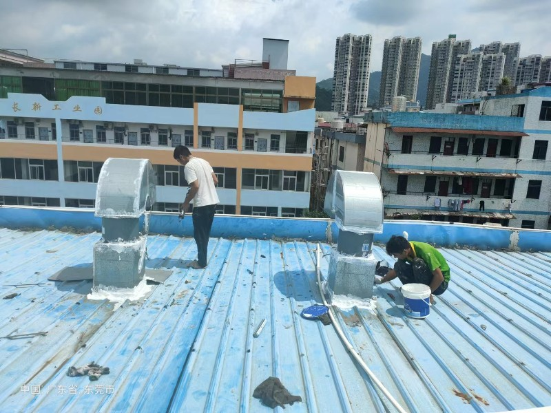 德城钢结构屋面涂料维修方法